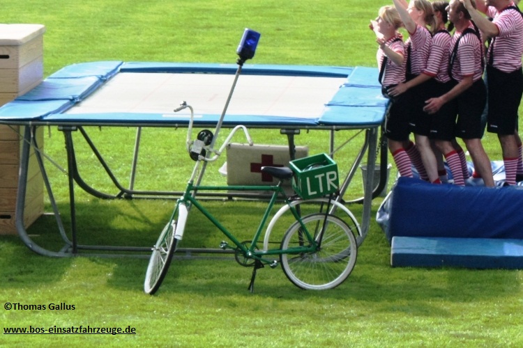 Einsatzfahrrad Polizei Turnriege