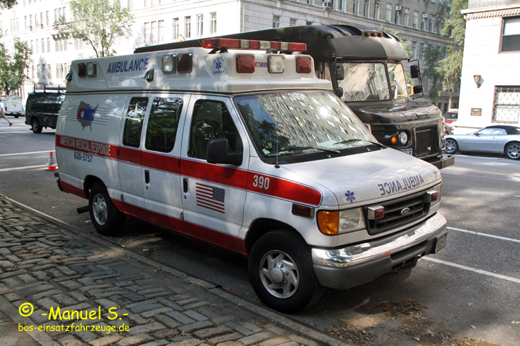 Ambulance 390 Manhatten