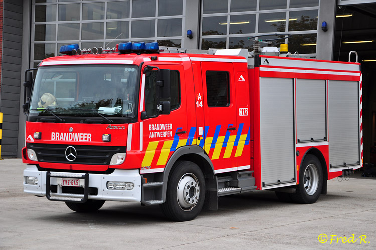 Antwerpen - Zware Autopomp -